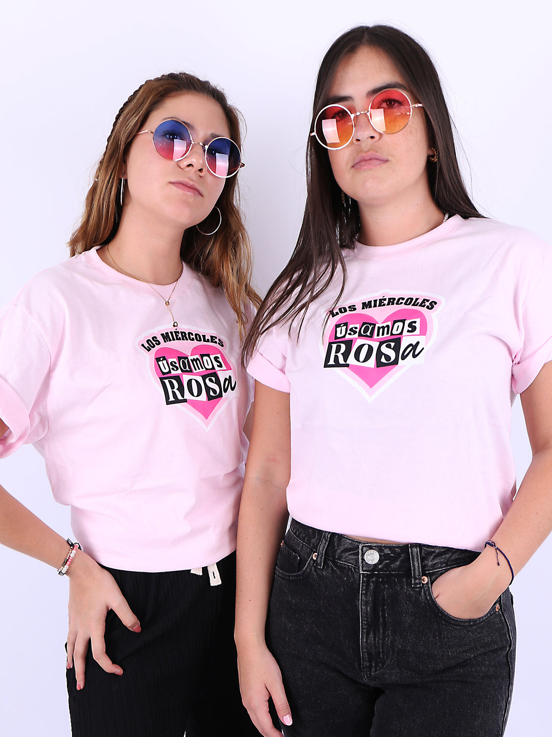 Playera Los Miércoles Usamos Rosa