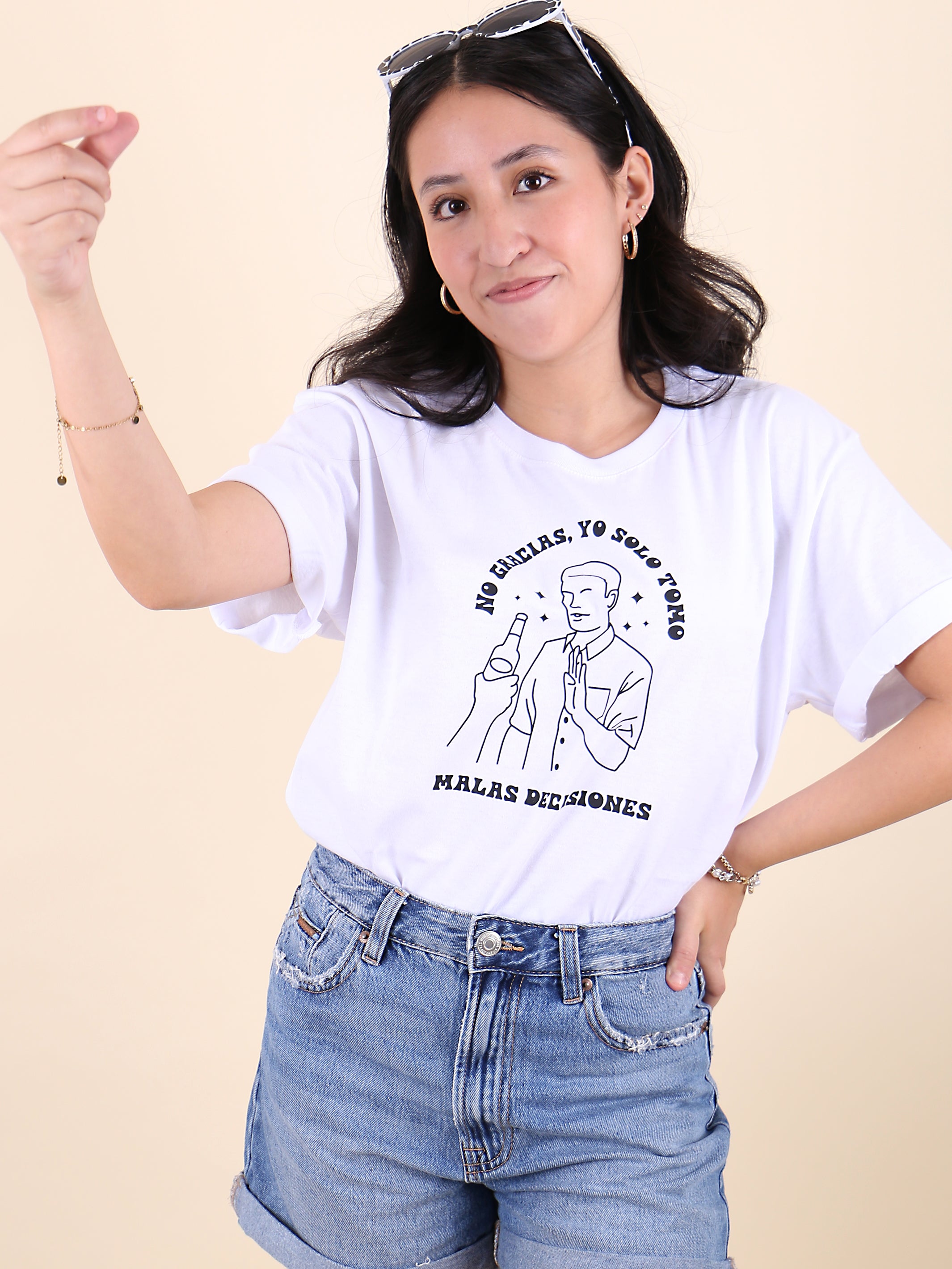 Playera Malas Decisiones