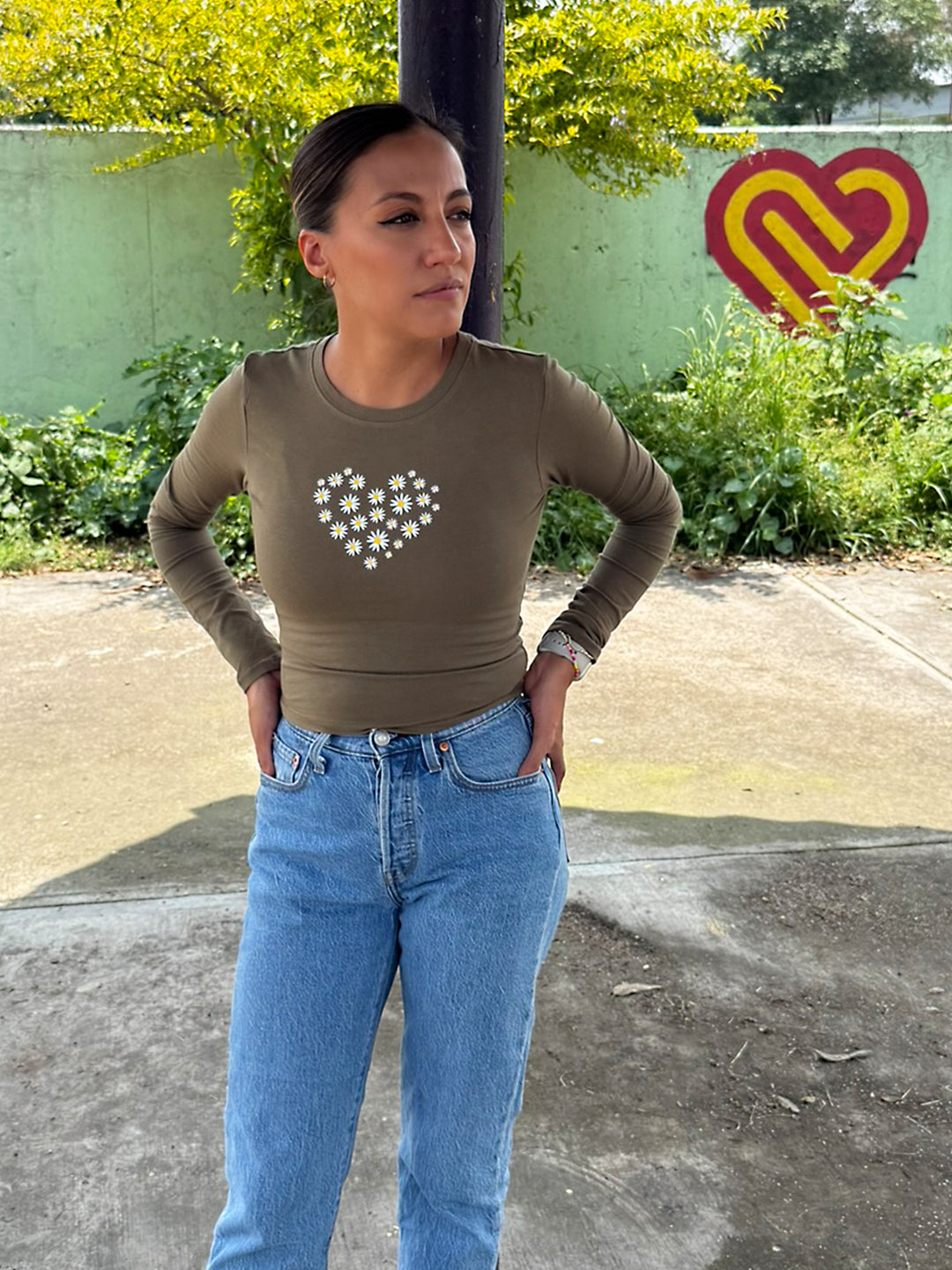 Playera Manga Larga  Corazón Margaritas